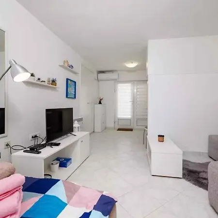 Apartament In 51204 Dramalj