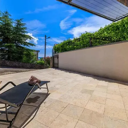 In 51204 Apartament *