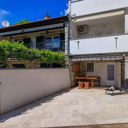 In 51204 Apartamento Dramalj